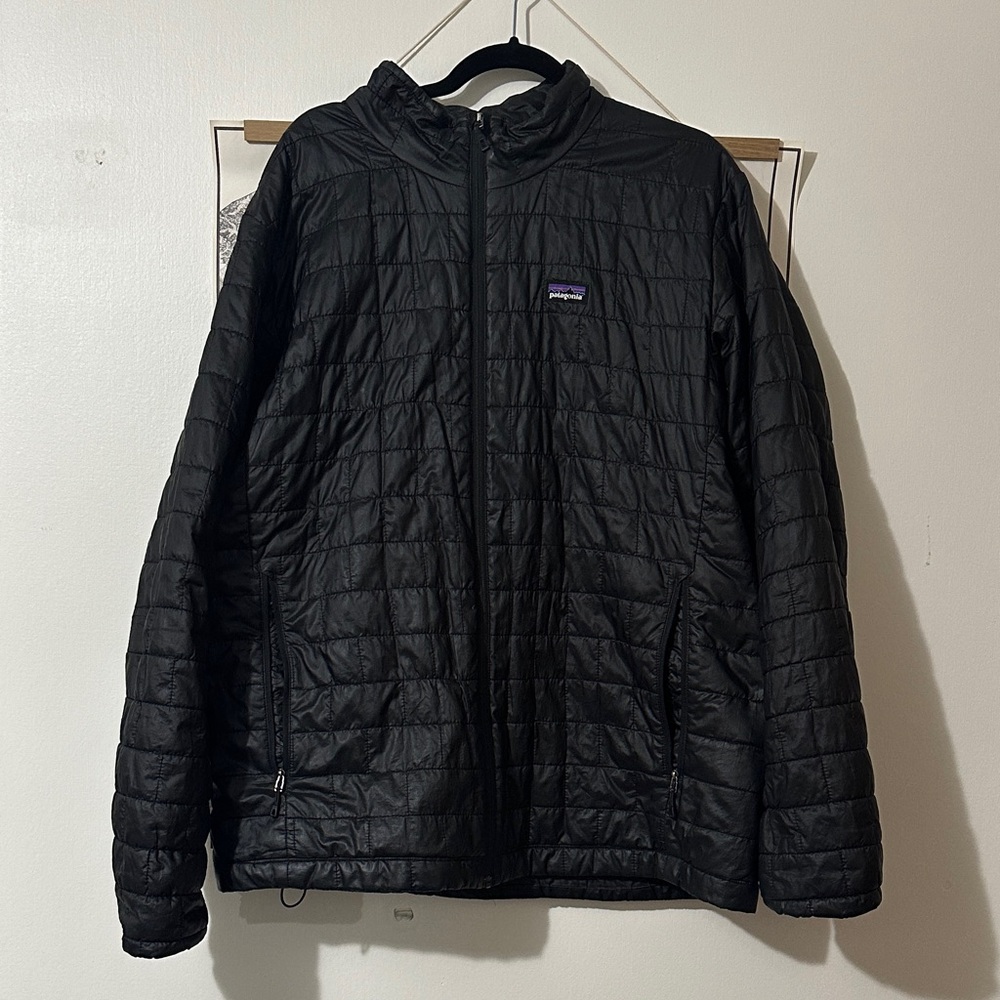 Patagonia Men's Black Puffer Jacket